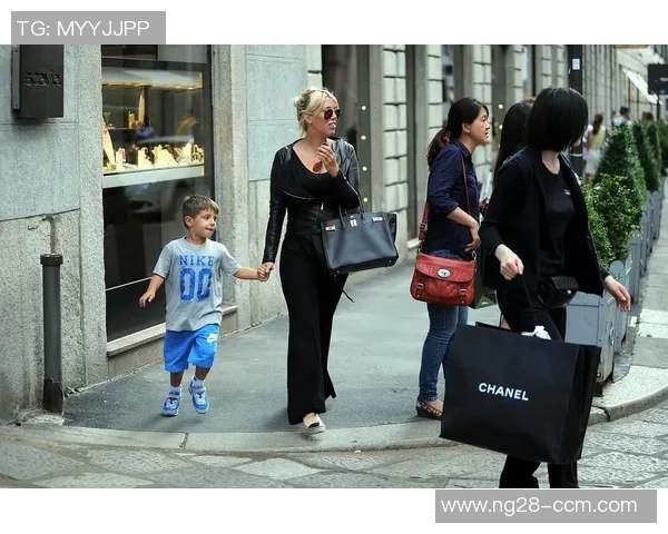 伊卡尔迪获准与女儿共度圣诞旺达得知后情绪崩溃